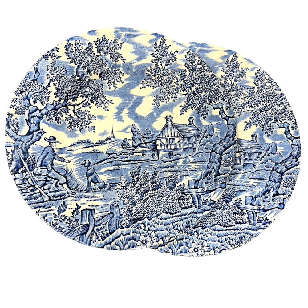 Set of 2 Blue and White Scenic Art Plates